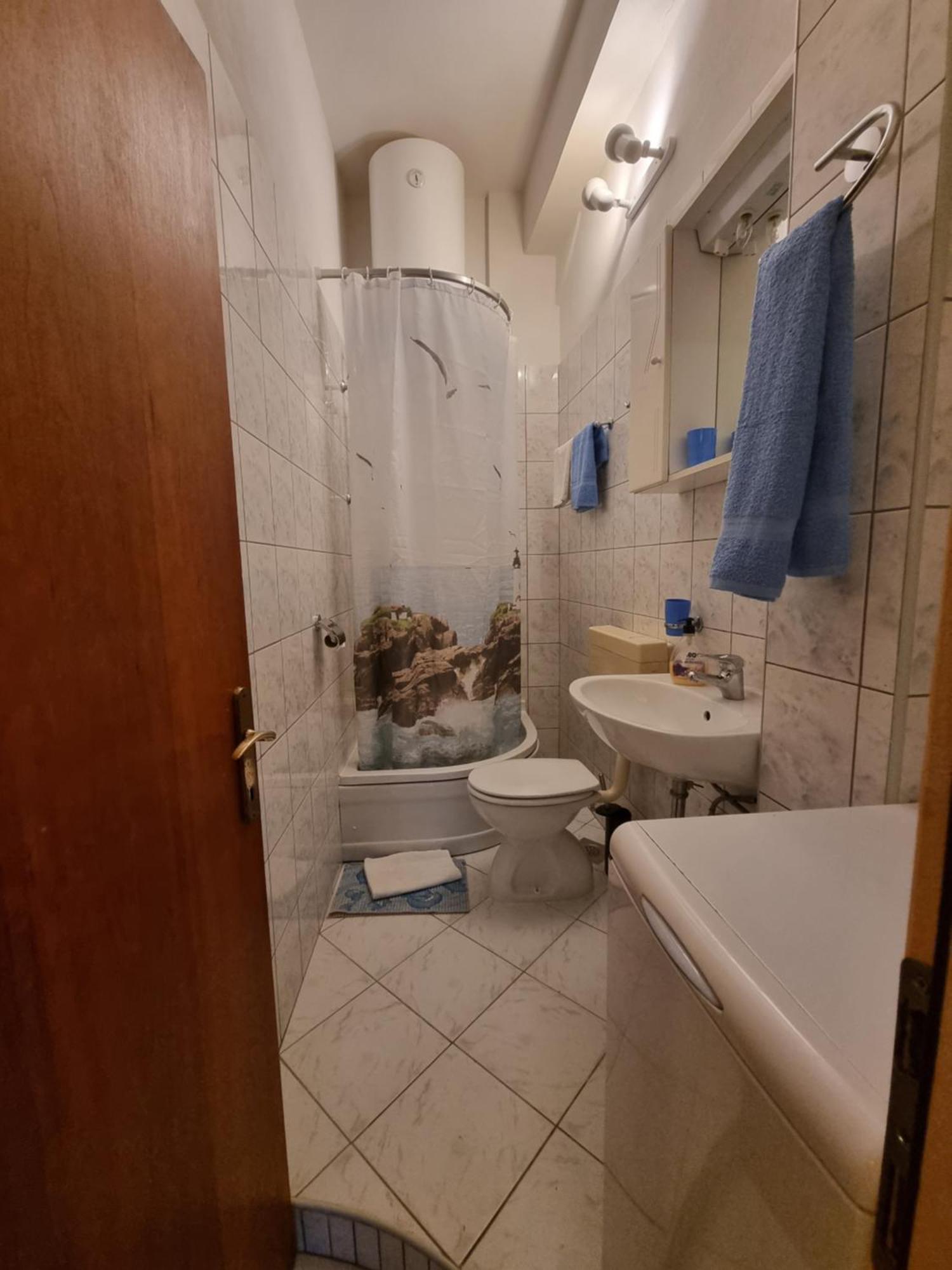 Apollo - Porat 4 * Drašnice